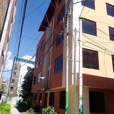 EN VENTA DEPARTAMENTOS EN LA URB PUEBLO LIBERTADOR SAN SEBASTIN CUSCO