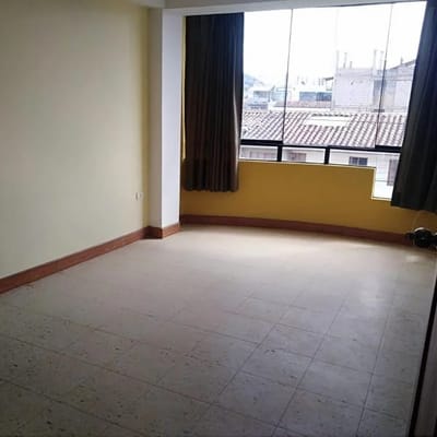 Alquiler Departamento Con Orientacin Ideal Al Costado Del Parque