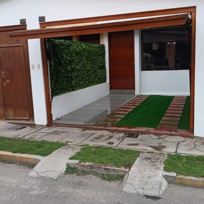 CASA  PISOS EN ZONA RESIDENCIAL DE YANAHUARA