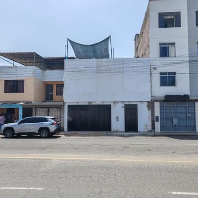 LOCAL COMERCIAL CHORRILLOS
