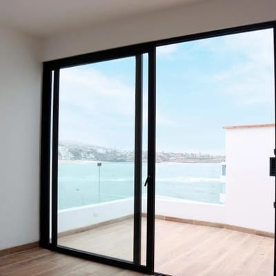 Dplex de estreno en Punta Hermosa