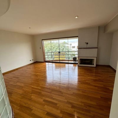 VENTA DPTO EN SURCO