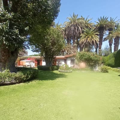 VENTA DE AMPLIA CASA EN YANAHUARA