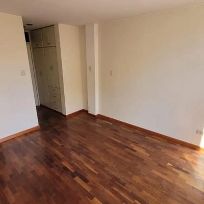 SE ALQUILA DEPARTAMENTO CERCA A PLAZA DE YANAHUARA Y AV EJRCITO