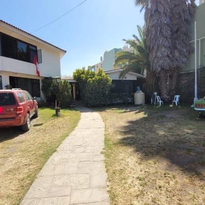 SE VENDE CASA COMO TERRENO EN PALACIO  SACHACA