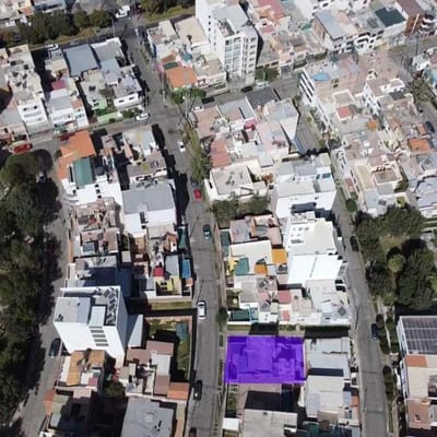 SE VENDE CASA BIEN UBICADA EN CAYMA