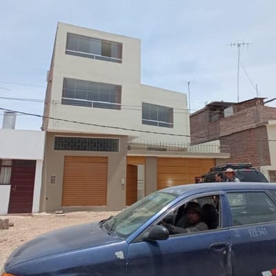 SE VENDE CASA COMERCIAL EN SEMI RURAL PACHACUTEC