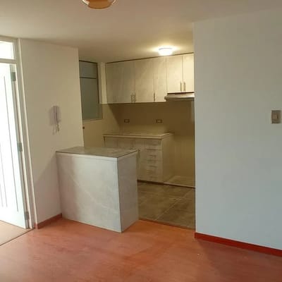 VENDO MINIDEPARTAMENTO QUINTA TRISTAN ER PISO CON COCHERA CERCA DE AV DOLORES