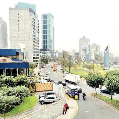 ALQUILER EN LA MEJOR ZONA DE MIRAFLORES  A MEDIA CUADRA DE LARCOMAR