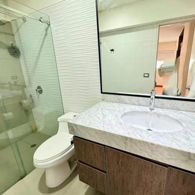 VENDO LINDO DEPTO CERCA A OVALO GUTIERREZ