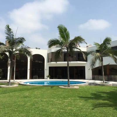 CASA CONTEMPORANEA ESTILO MEDITERRANEO