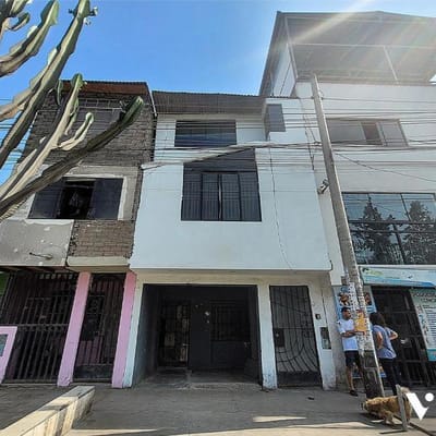 Venta de Casa como Terreno OPORTUNIDAD DE INVERSIN
