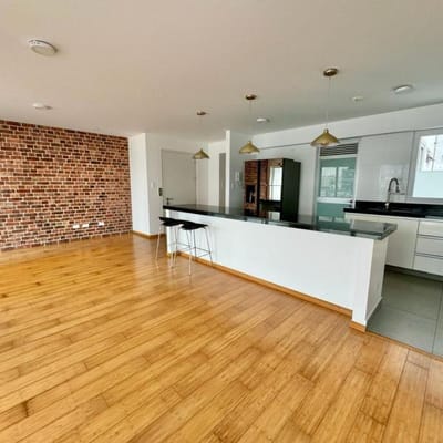 Venta de lindo departamento en Miraflores a pasos del malecn