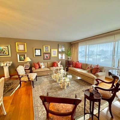 Venta de lindo departamento en San Isidro con vista al golf