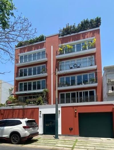 Venta de lindo departamento de Mario Lara en San Isidro