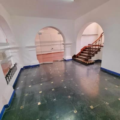 Alquilamos espectacular casa en San Isidro cerca al Hotel Atton