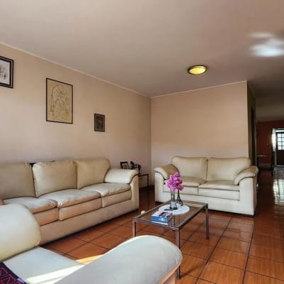 Venta de Casa en Av Flora Tristn Urb Far West La Molina m