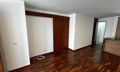 Alquilo Departamento en Excelente Ubicacin en Santiago de Surco
