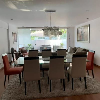SE VENDE DEPARTAMENTO CON  COCHERAS primer piso con terraza