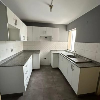 VENTA AMPLIO DUPLEX LA CALERA SURQUILLO