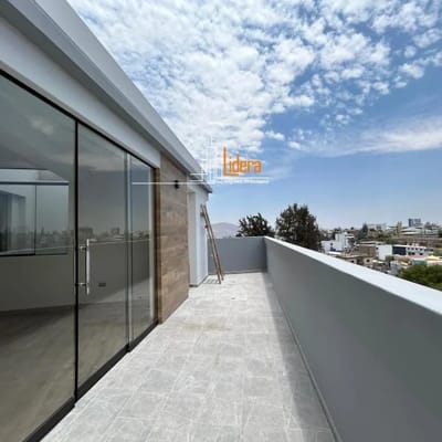 VENTA PENTHOUSE DEPARTAMENTO MARAVILLOSO EN VALLECITO DEISY MARROQUIN