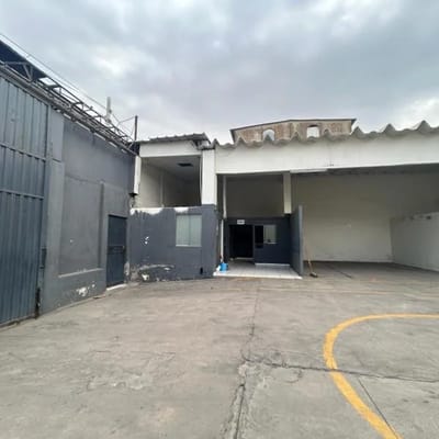 ALMACEN EN ALQUILER EN AV PARRA CERCA DEL PUENTE FIERRO DEISY MARROQUIN