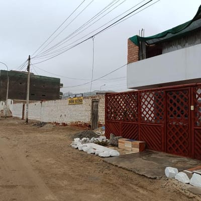 VENDO TERRENO CON VISTA AL MAR  FRENTES M DOC EN REGLA OCASIN