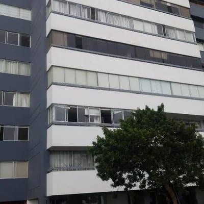 VENDO DEPARTAMENTO OPORTUNIDAD NEGOCIABLE EN MALECON DE MIRAFLORES