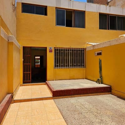OCASION Venta de Casa en la Macarena La Perla limite con San Miguel