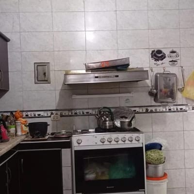 VENDO CASA EN EL RIMAC URB LEONCIO PRADO  PISOS