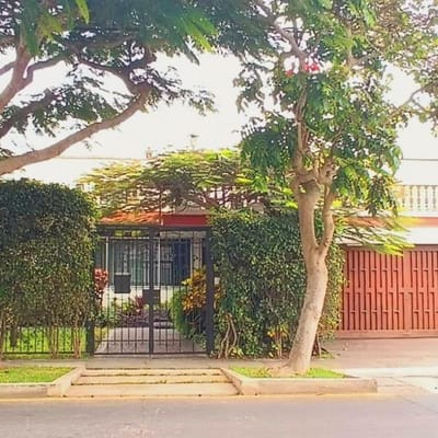 SE VENDE CASA A PRECIO DE TERRENO