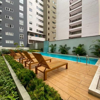VENDO HERMOSO FLAT EN PRIMER PISO  EN MIRAFLORES