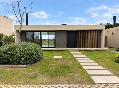 Alquiler  Casa 3 Dormitorios 3 Baños Huerta de Los Horneros