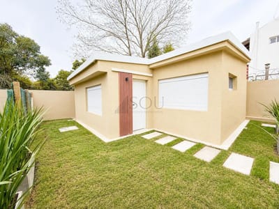 Se vende apartamento tipo casita dos dormitorios en Carrasco Norte