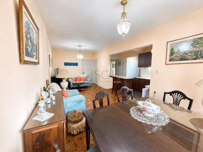 Venta apartamento 2 dormitorios, 2 baños y balcón en Parque Batlle