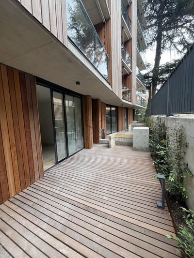 Venta apartamento 2 dormitorios y patio en Parque Rodó