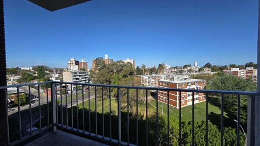 Venta apartamento 2 dormitorios en Buceo. Cooperativa