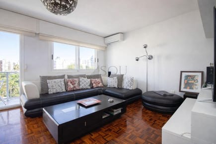 Venta Apartamento de 3 dormitorios, Servicio y Garage en Punta Carretas