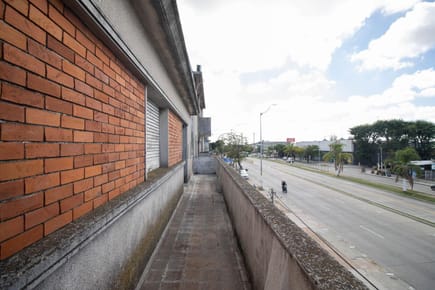 Venta casa 5 dormitorios y garaje en Cerrito