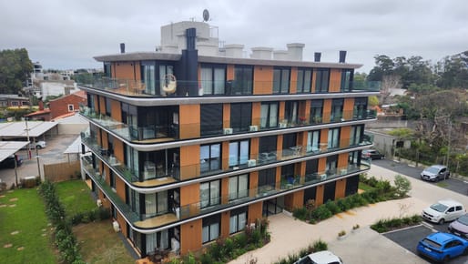Apartamento de 2 dormitorios en la rambla de Barra de Carrasco. A estrenar. Amenities