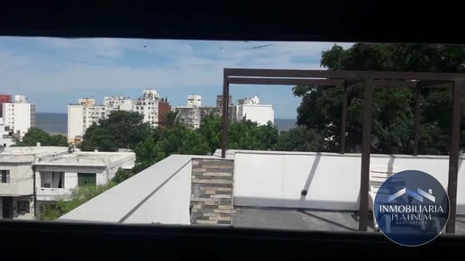 Apartamento en venta c/ cochera en Malvin