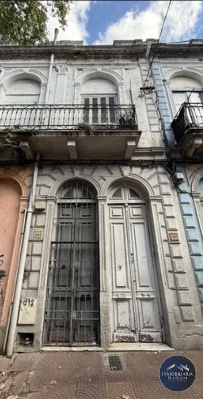Excelente oportunidad de inversión en Reus – Local comercial + 5 apartamentos con renta