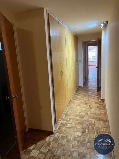 Apartamento 2 dormitorios 2 baños en alquiler c/cochera, Pocitos