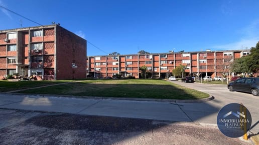 Apartamento en venta c/ cochera en Malvin Norte