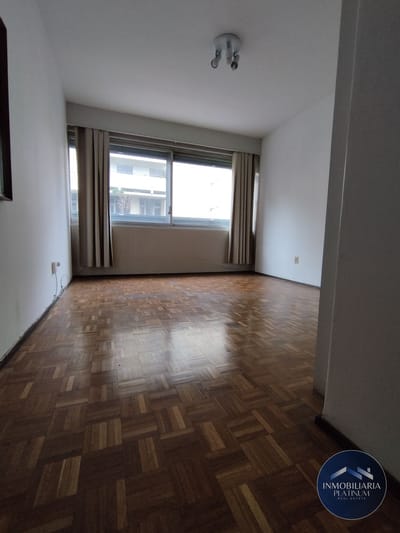 Apartamento en alquiler de 1 dormitorio en Centro