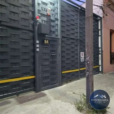 3 apartamentos y  Galpón  con renta Paso Molino