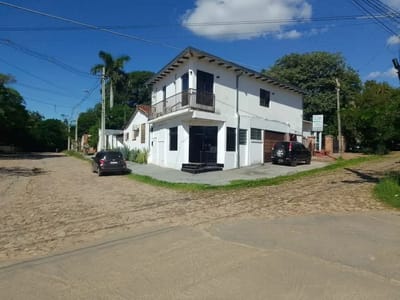 VENDO CASA CON DPTO INDEPENDIENTE Y SALON EN REMANSO MARIANO ROQUE ALONSO