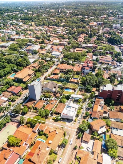 VENDO TERRENO CON CASA BARRIO MADAME LYNCH - ZONA EJE CORPORATIVO
