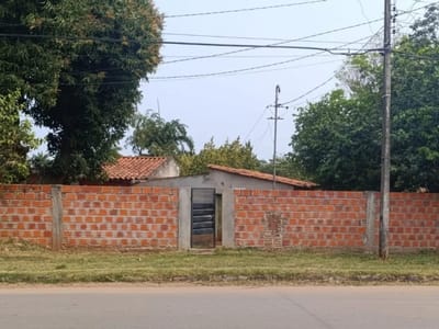 Casa con patio en San Lorenzo Norte, Luque