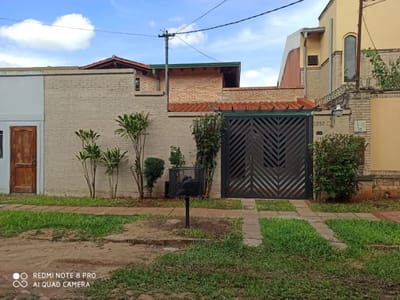 Duplex en Barrio Madame Lynch, 3 dormitorios